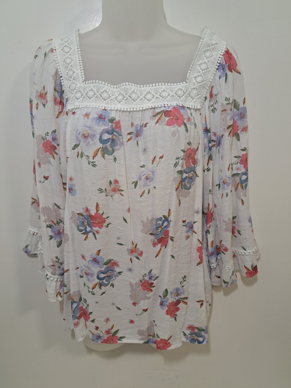 Zac & Rachel White Floral Square-Neck Crochet Blouse